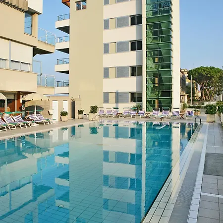 Hotel Ascot & Spa-3